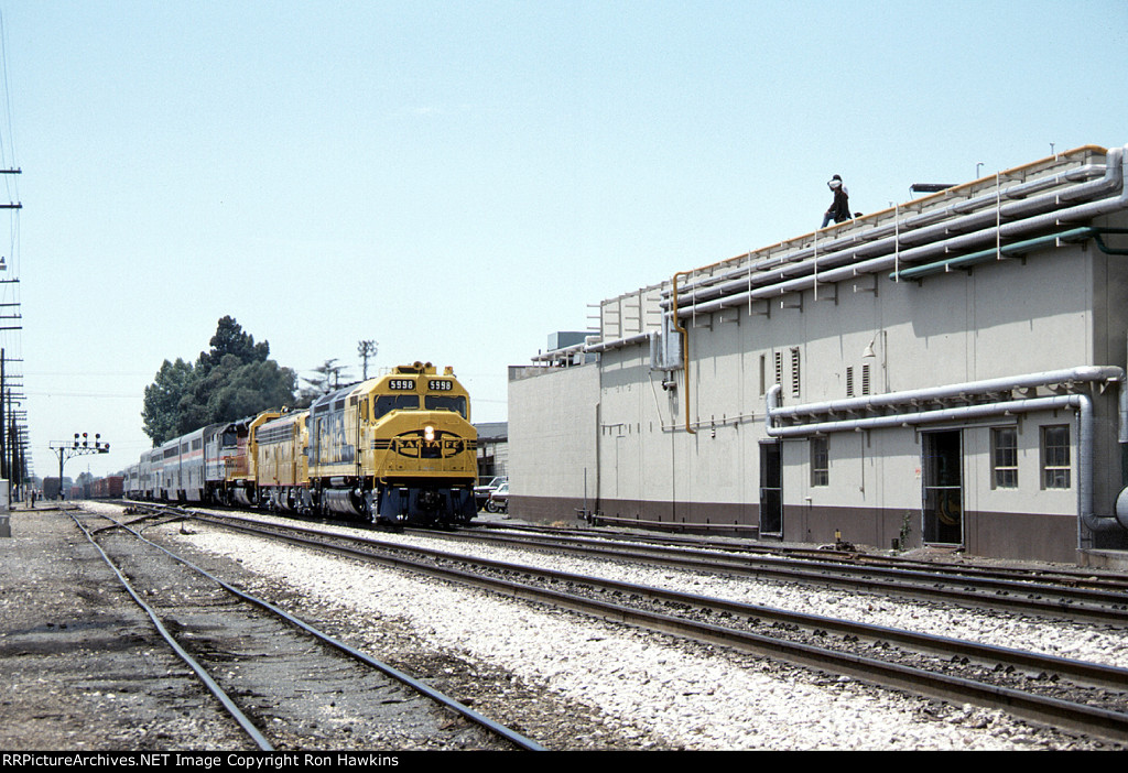 ATSF 5998 (REPOST)